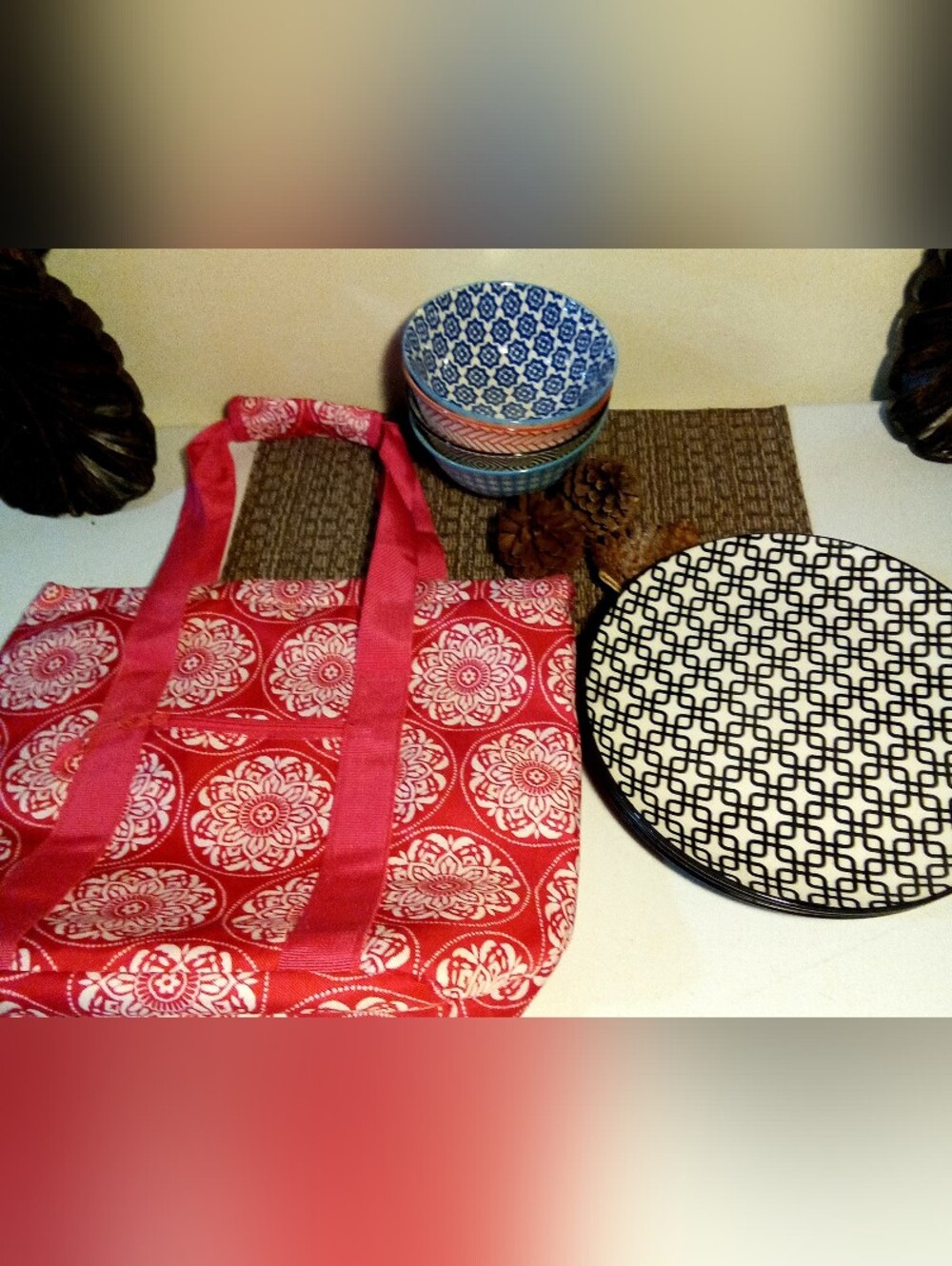 8pc Retro Geometric Dinnerware Set+Insulated Bag Bowls Plates Soup Candy Cereal